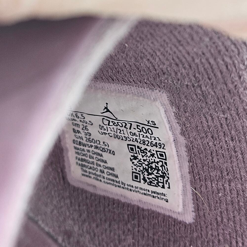 Nike Air Jordan Nola Slide Slides Womens Size 9 Light Mulberry Purple Terry Logo - Picture 7 of 8